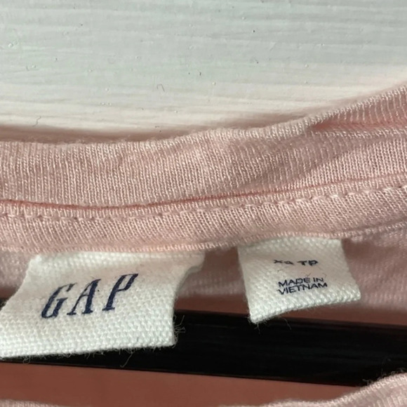 Gap xs shirt​​ - Picture 3 of 6